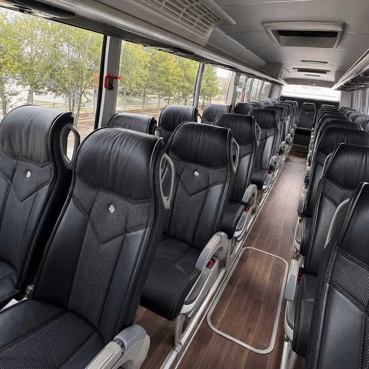 employee shuttle services in cedar rapids